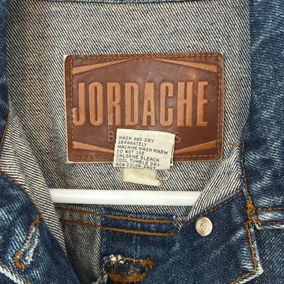 Vintage Jordache blue denim jean jacket. Size M - Picture 2 of 5